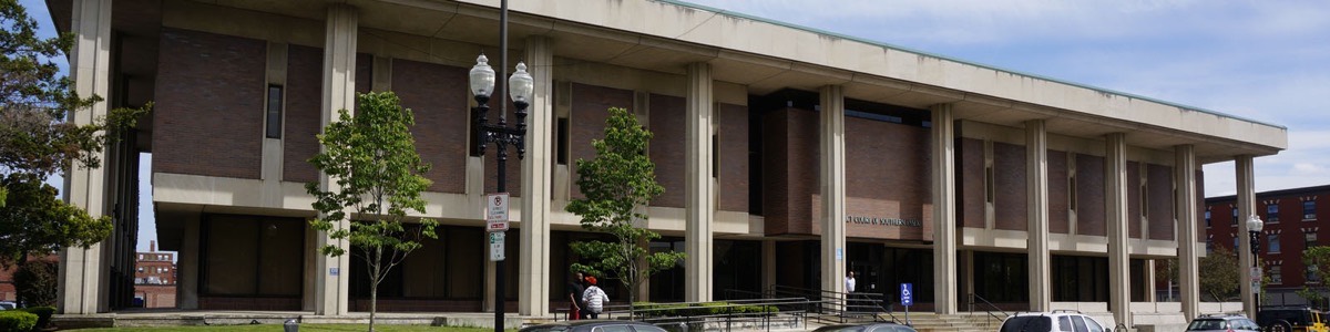 Lynn District Court building at 580 Essex Street in Lynn, Massachusetts